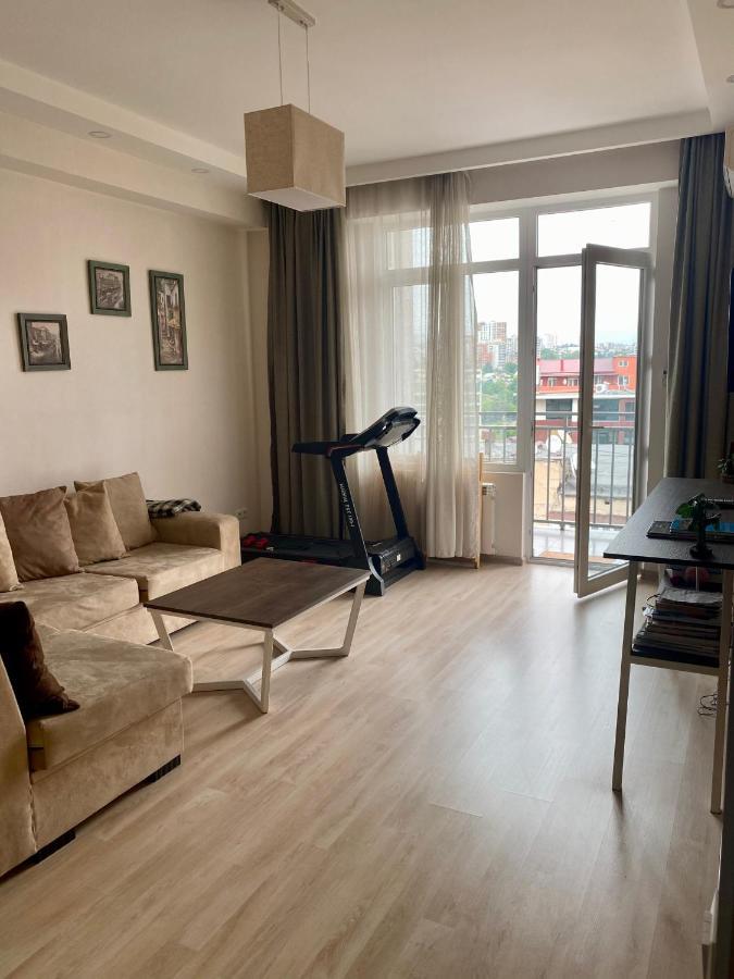 B-Lax Apartment Тбілісі Екстер'єр фото