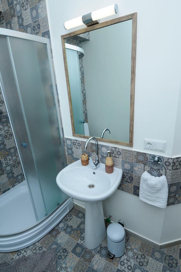 B-Lax Apartment Тбілісі Екстер'єр фото