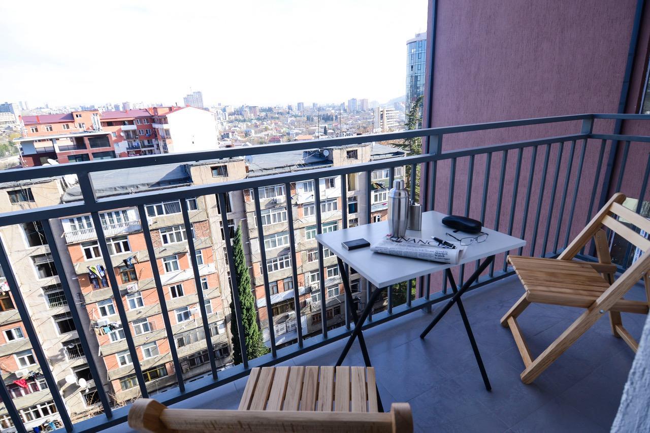B-Lax Apartment Тбілісі Екстер'єр фото