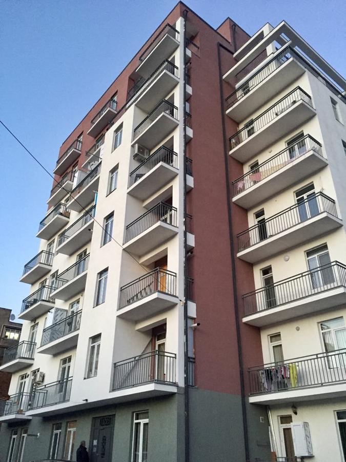 B-Lax Apartment Тбілісі Екстер'єр фото
